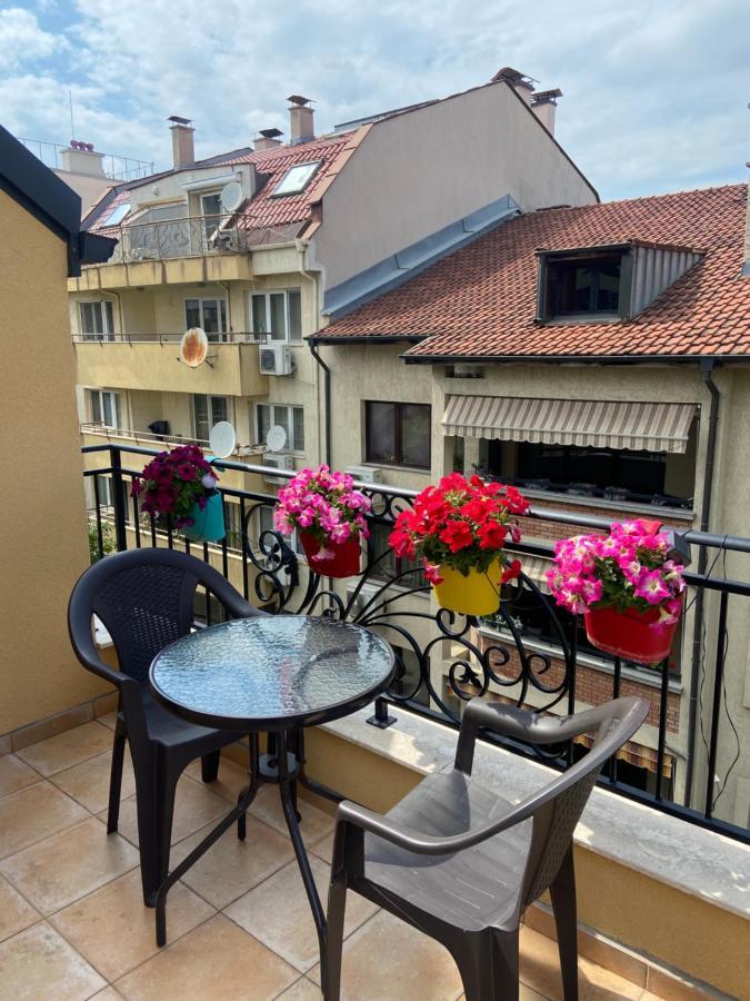 M&M Center Apartment With Free Parking Пловдив Екстер'єр фото